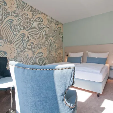 Garni Goldener Anker Hotel *