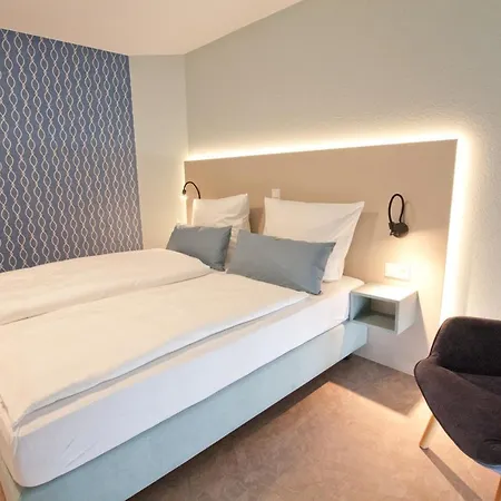 Garni Goldener Anker