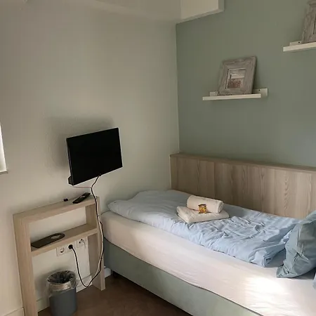 Garni Goldener Anker Hotel *